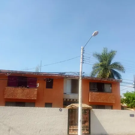 La Casa Naranja Apartment